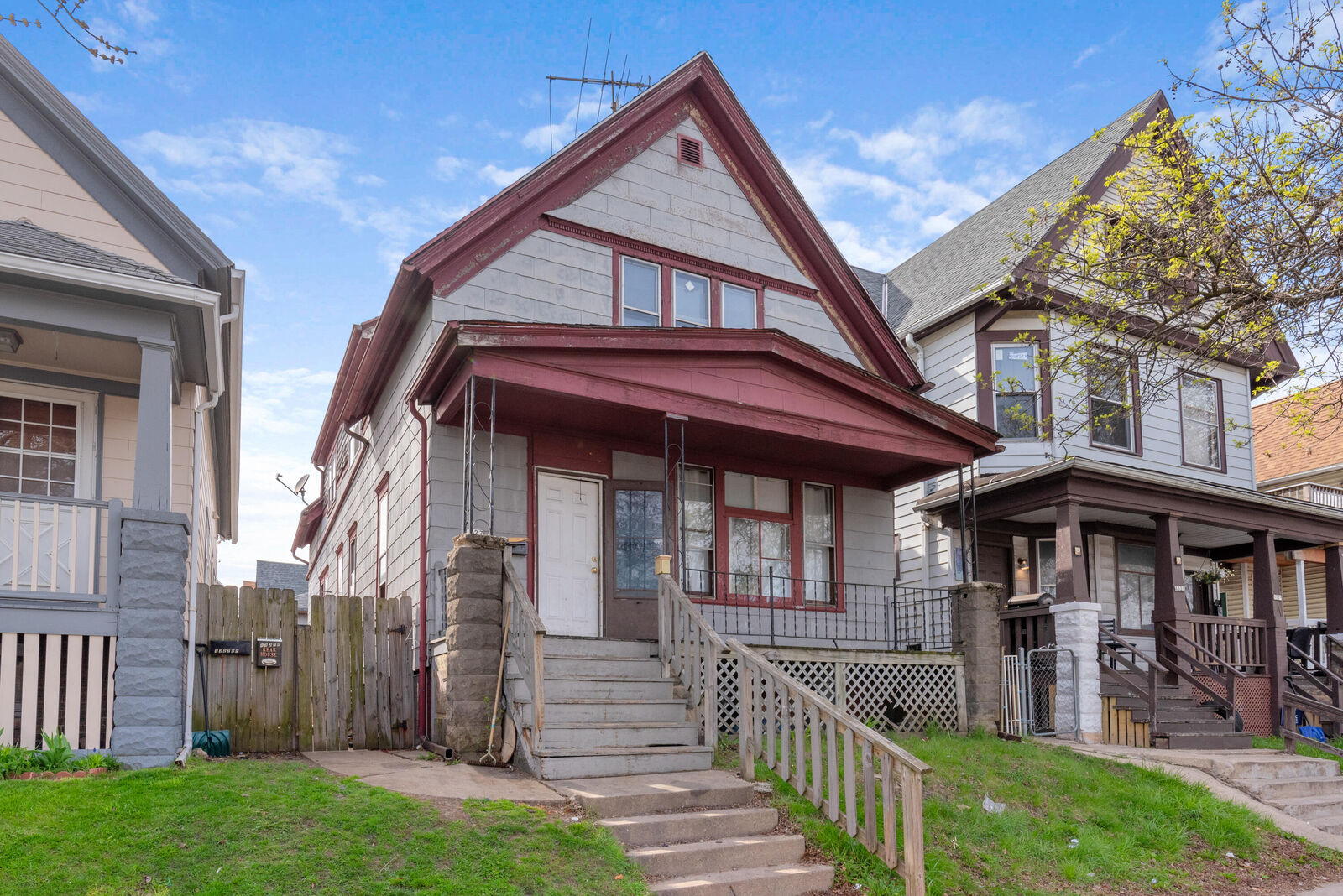 Property Photo:  1327 S 17th St  WI 53204 