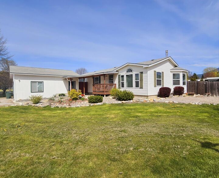 1135 W. King Ave  Chewelah WA 99109 photo