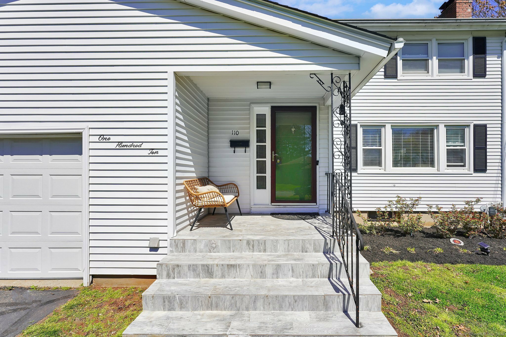 Property Photo:  110 Fuller Drive  CT 06117 