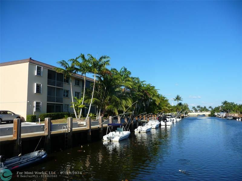 Property Photo:  4500 N Federal Hwy 328D  FL 33064 