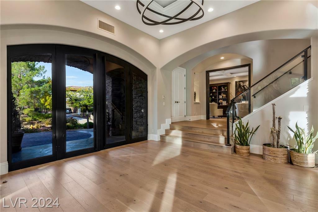 Property Photo: 5 Wood Creek Court NV 89141
