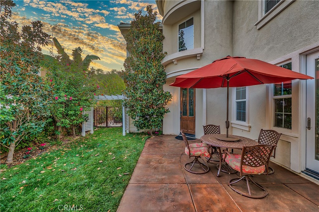 Property Photo:  29345 Hacienda Ranch Court  CA 91354 