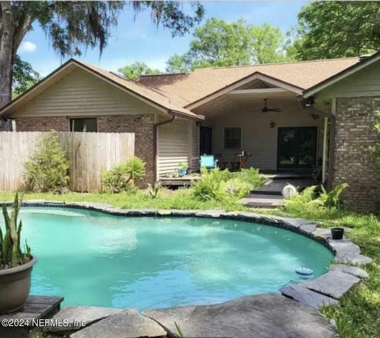 Property Photo:  2528 Shalimar Lane  FL 32073 