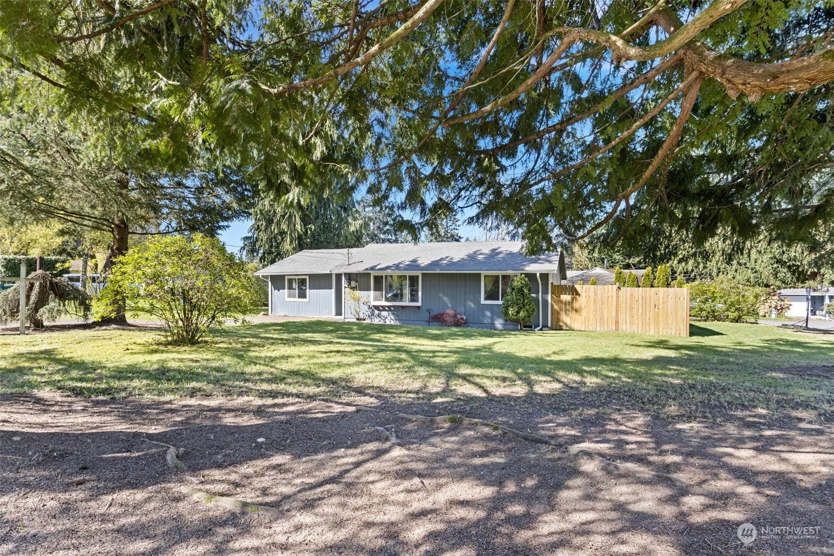 Property Photo:  22502 62nd Avenue W  WA 98043 