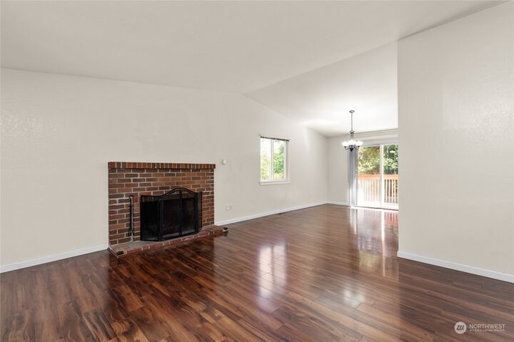 Photo de la propriété:  33406 33rd Place SW  WA 98023 