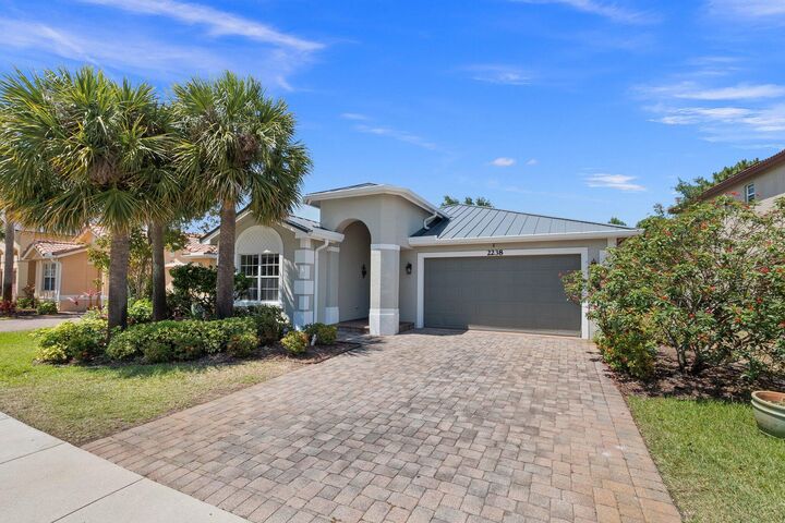 2238 SW Newport Isles Boulevard  Port Saint Lucie FL 34953 photo