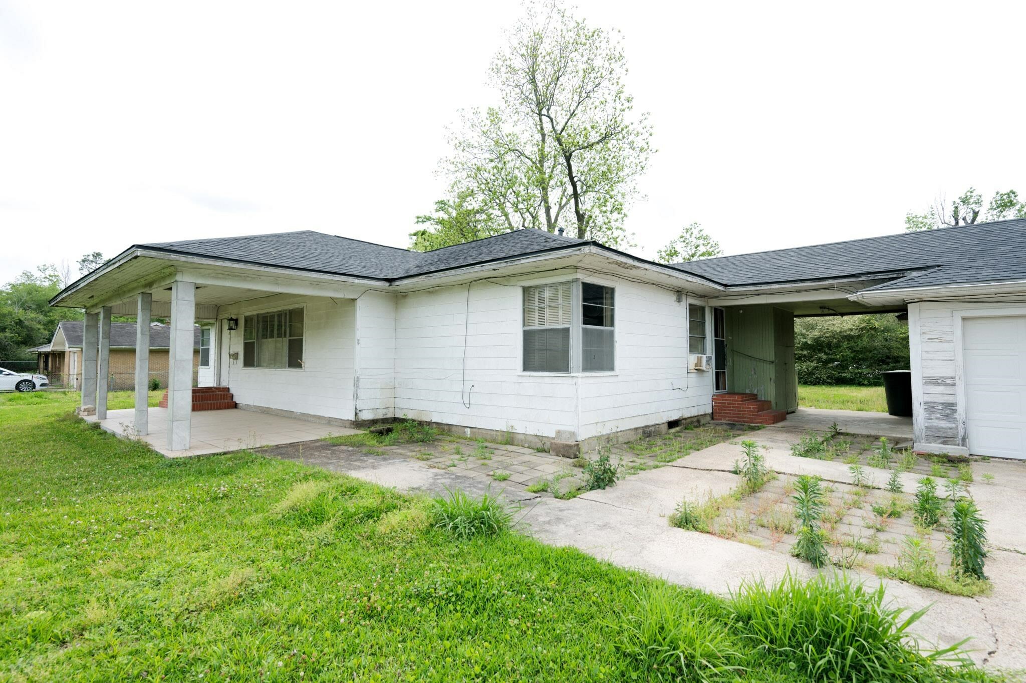 5020 Irving St  Beaumont TX 77705 photo
