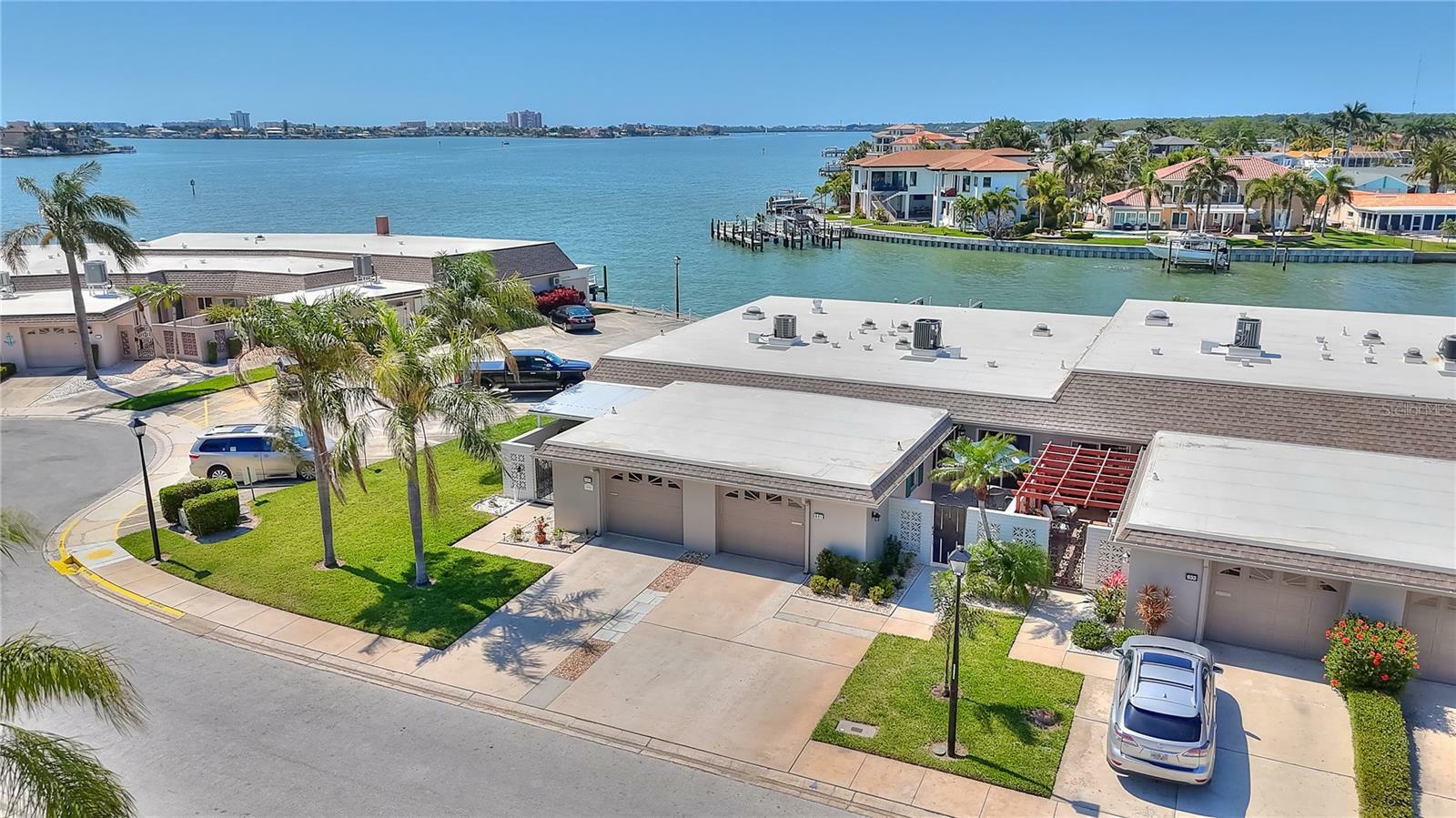 Property Photo:  645 Boca Ciega Point Boulevard N 2506  FL 33708 