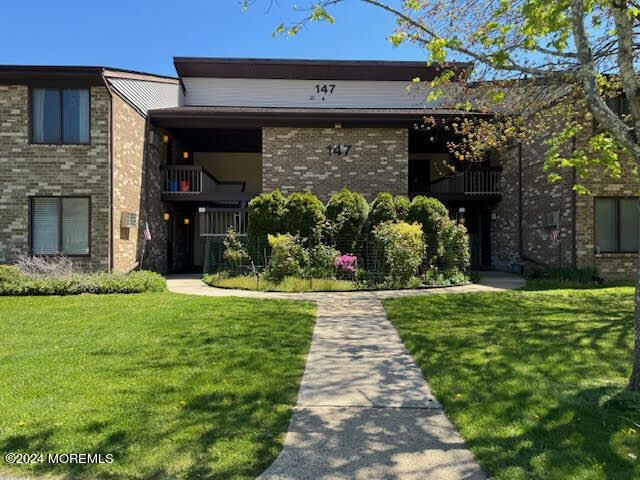 Property Photo:  147 Amberly Drive  NJ 07726 