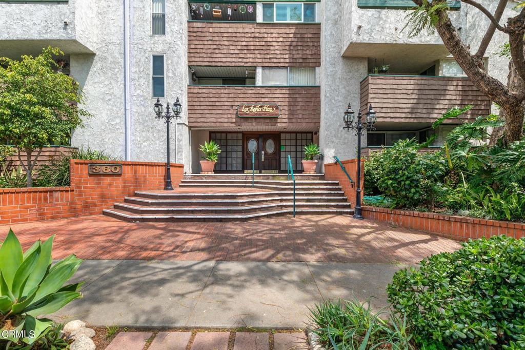 Property Photo: 360 S Euclid Avenue 317 CA 91101