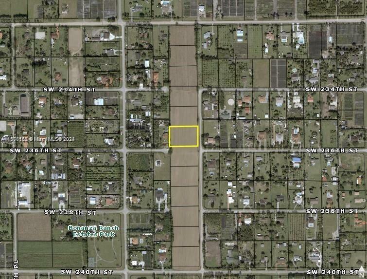 Property Photo: 23480 SW 209th Pl FL 33031