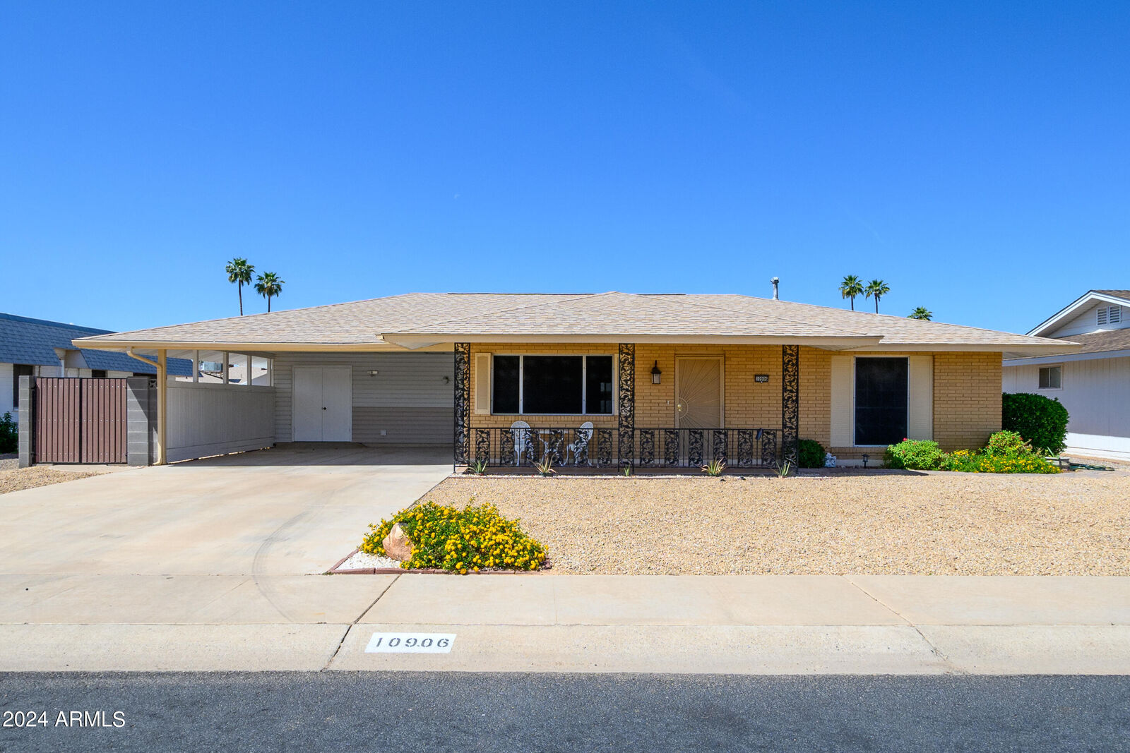 Property Photo:  10906 W Saratoga Circle  AZ 85351 