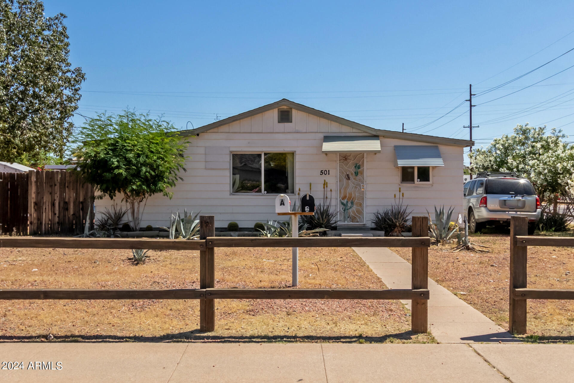 Property Photo:  501 E Vogel Avenue  AZ 85020 