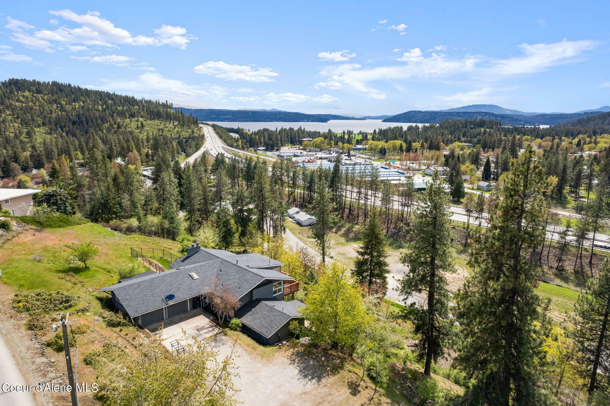 Property Photo: 2680 E Fernan Hill Rd ID 83814