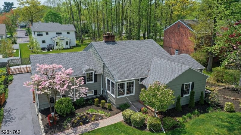 Property Photo:  1110 Boulevard  NJ 07090 