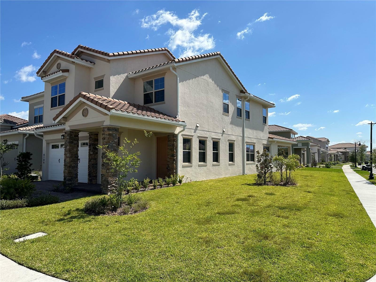 Property Photo:  8106 Mabury Lane  FL 32832 