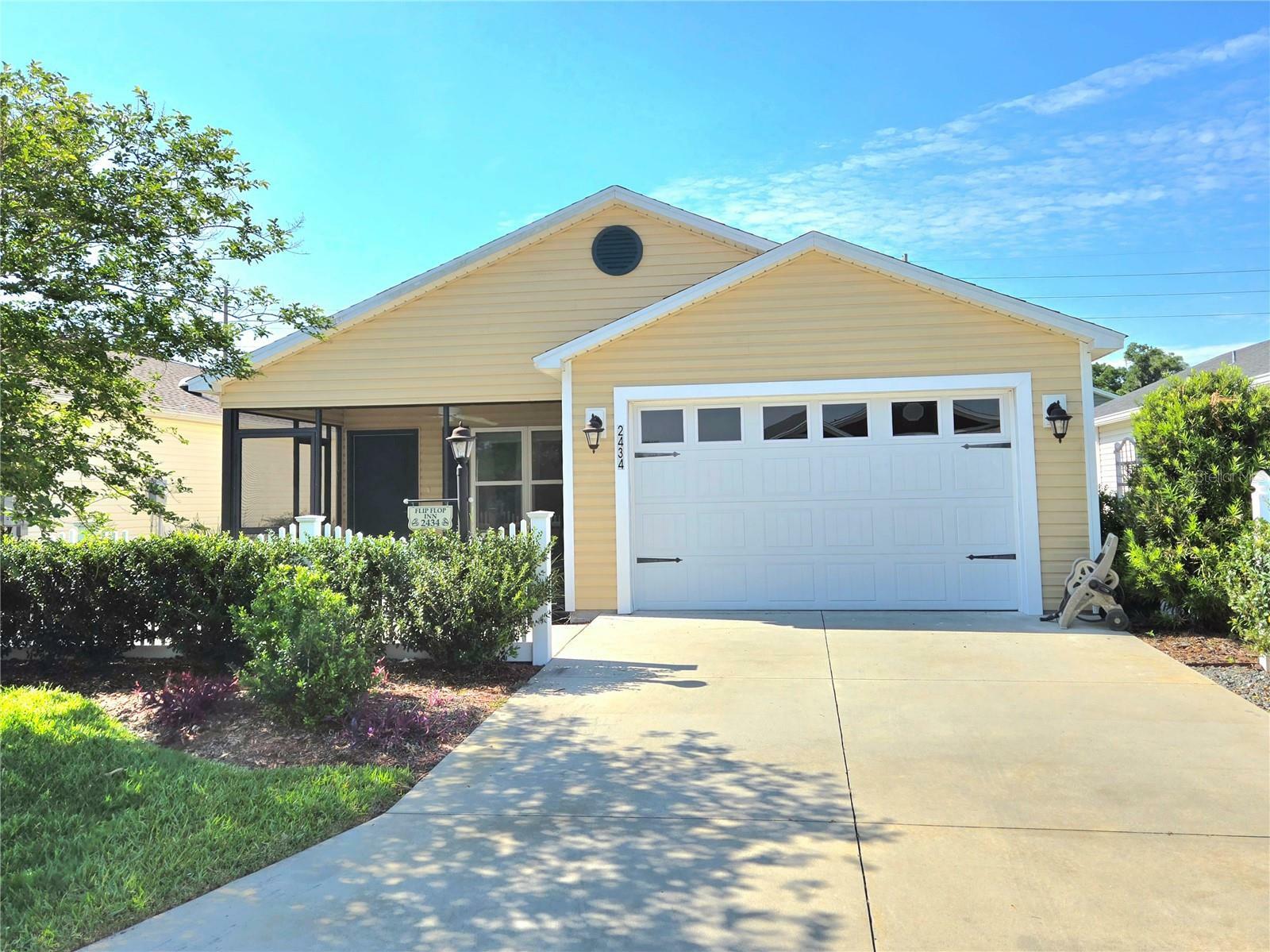 Property Photo:  2434 Soper Street  FL 32163 