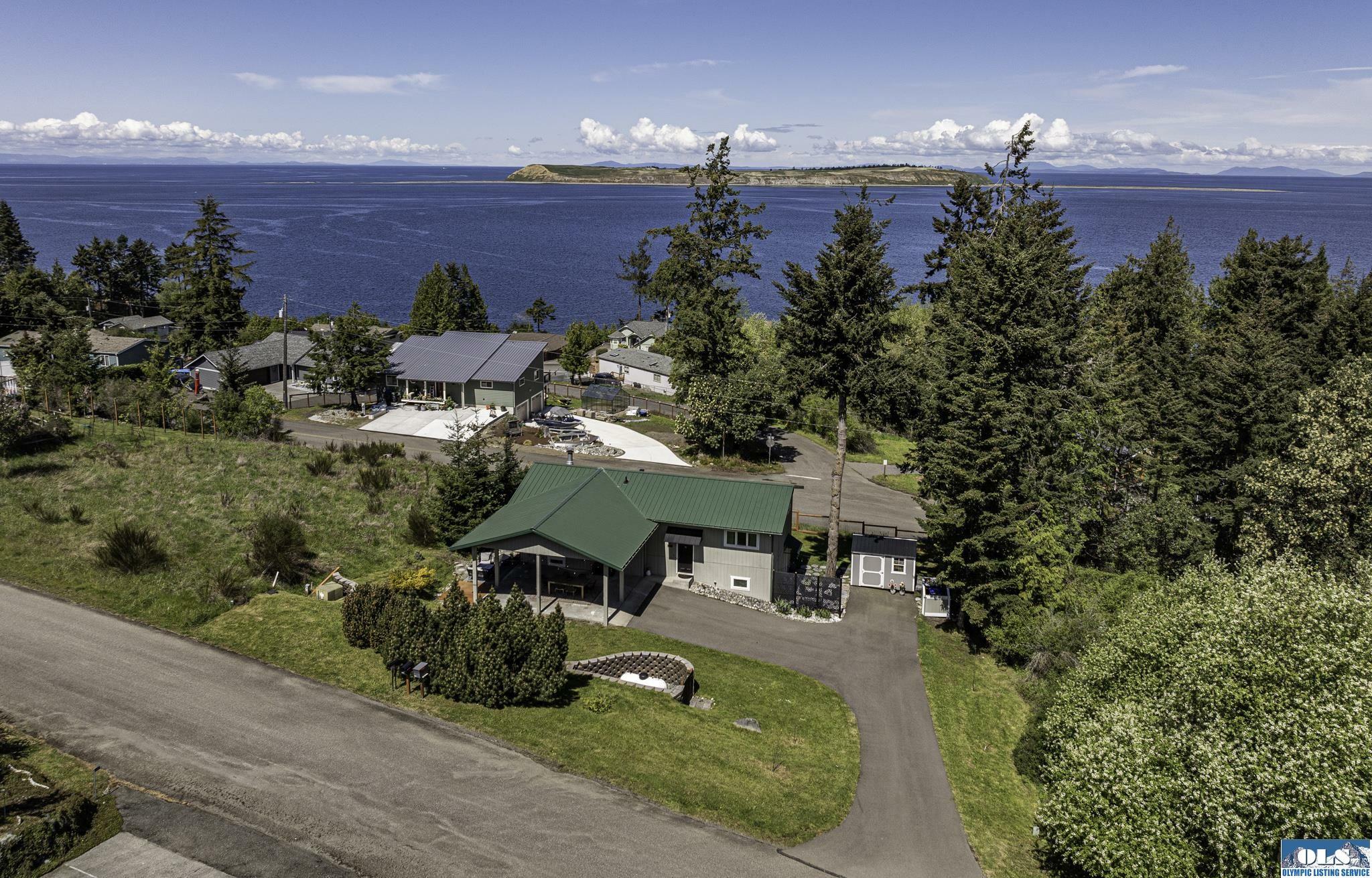 Property Photo:  371 Lupine Dr  WA 98382 