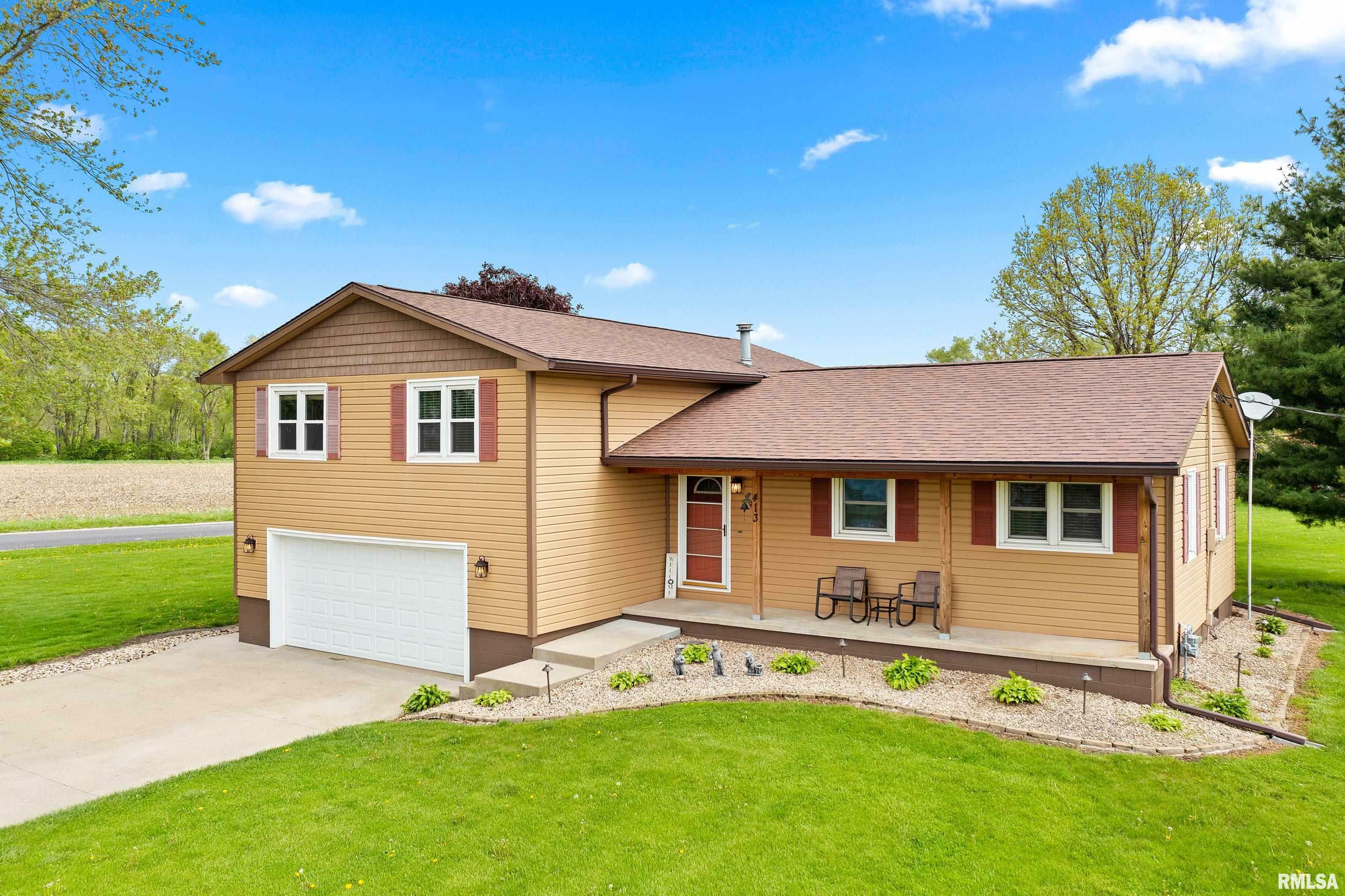 Property Photo: 413 Indiana Avenue IL 61430