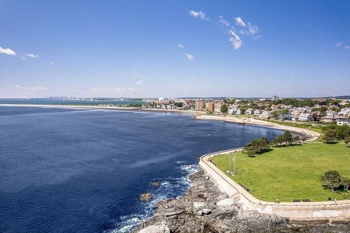 Property Photo:  300 Lynn Shore Dr 612  MA 01902 