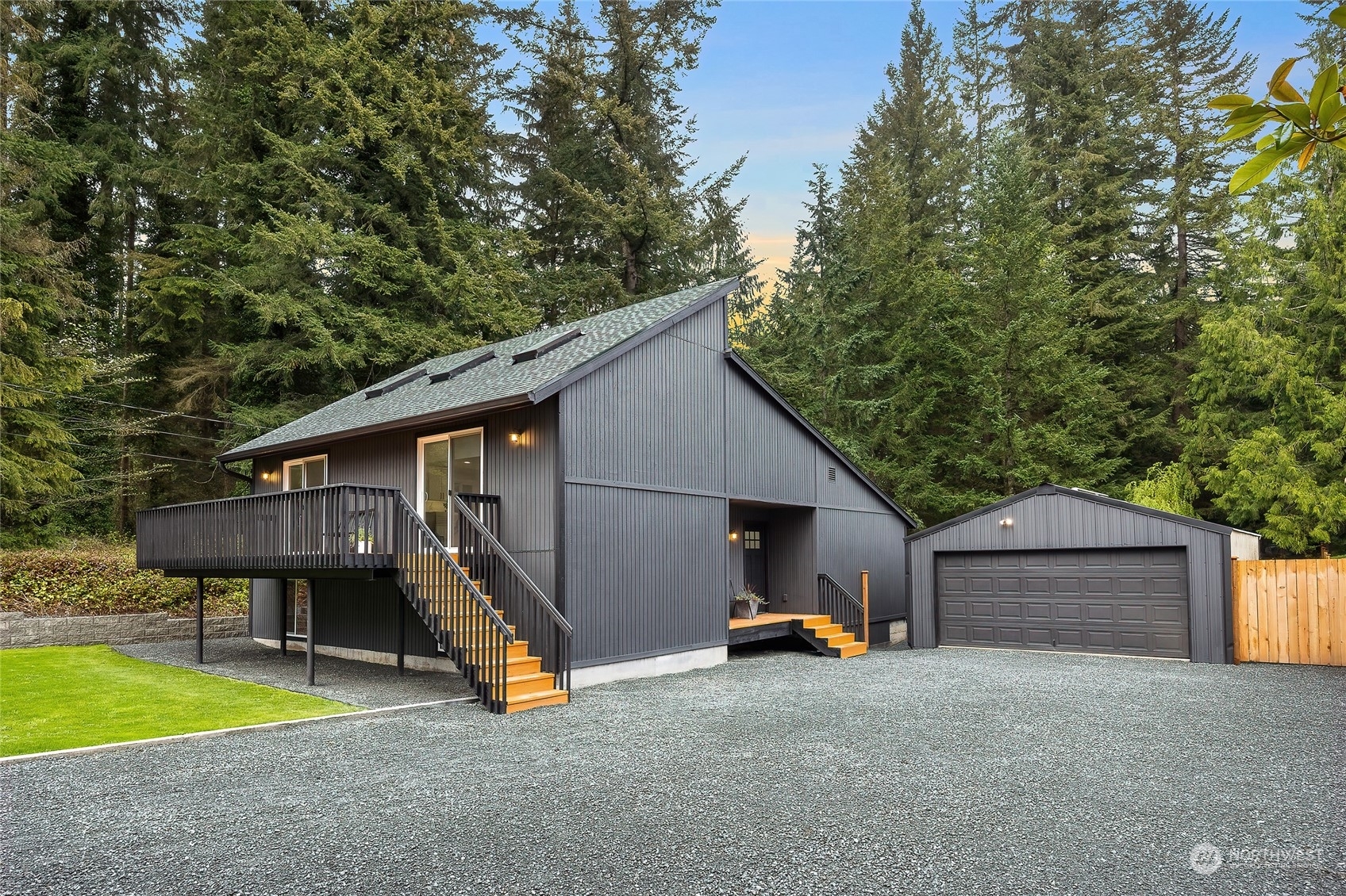 Property Photo:  6611 184th Drive SE  WA 98290 