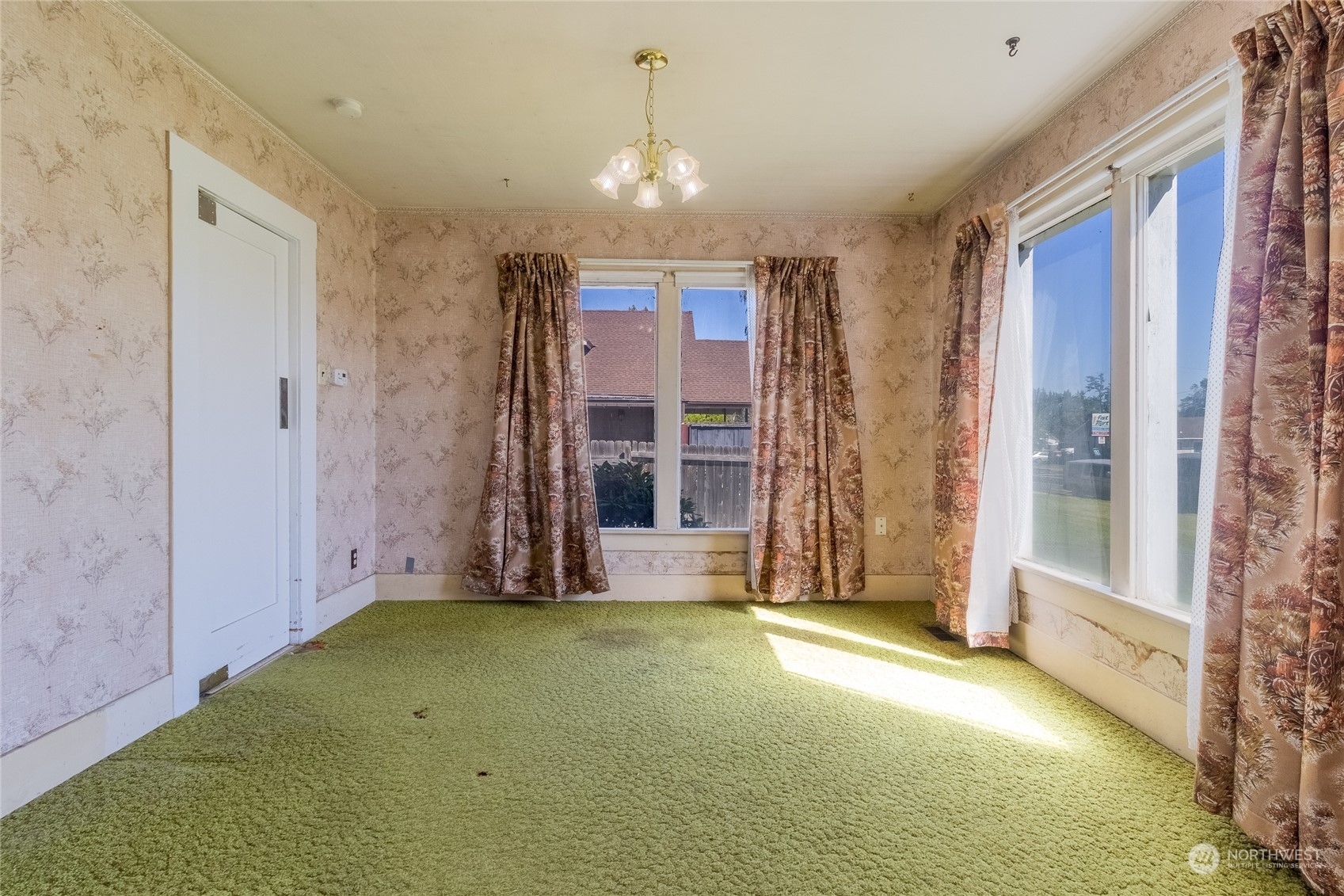 Property Photo: 644 S Main Street OR 97862