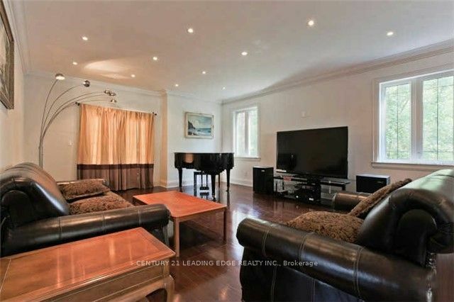 Property Photo:  25 Meadowvale Rd  ON M1C 1R7 