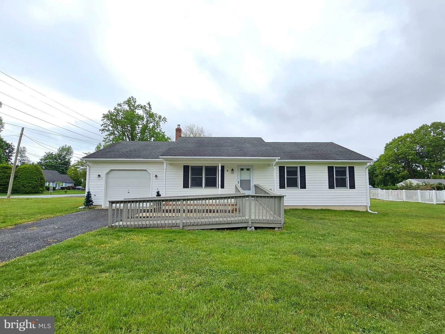 Property Photo: 9 Glamar Drive NJ 08302