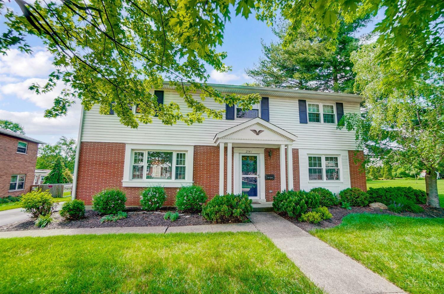 Property Photo: 2141 Rollingridge Lane OH 45238