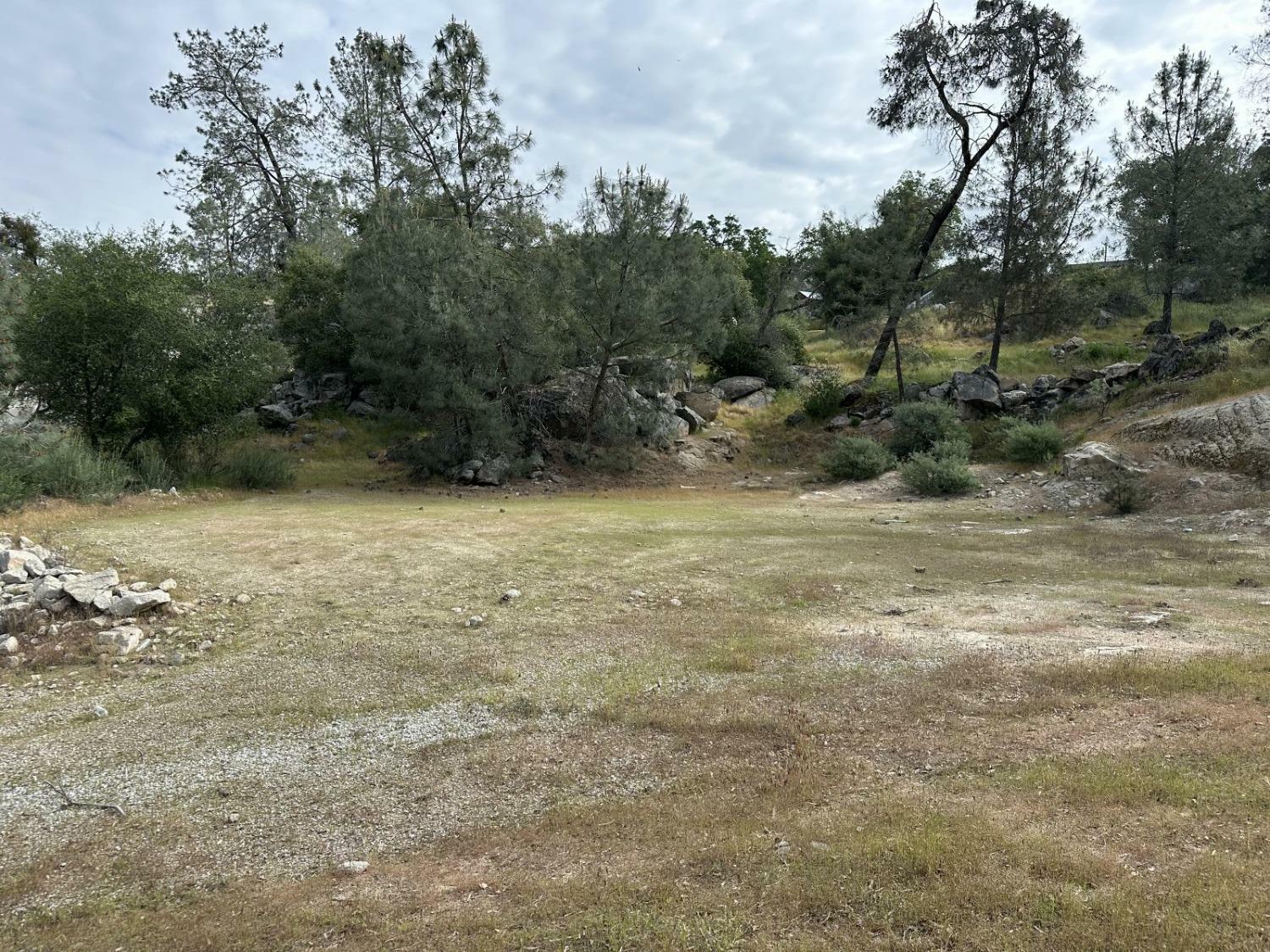 Property Photo:  0 Lot 365 Oak Grove Court E  CA 93614 