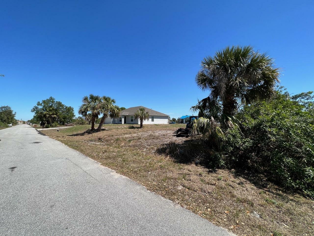 Property Photo:  Floribanna Street  FL 34287 