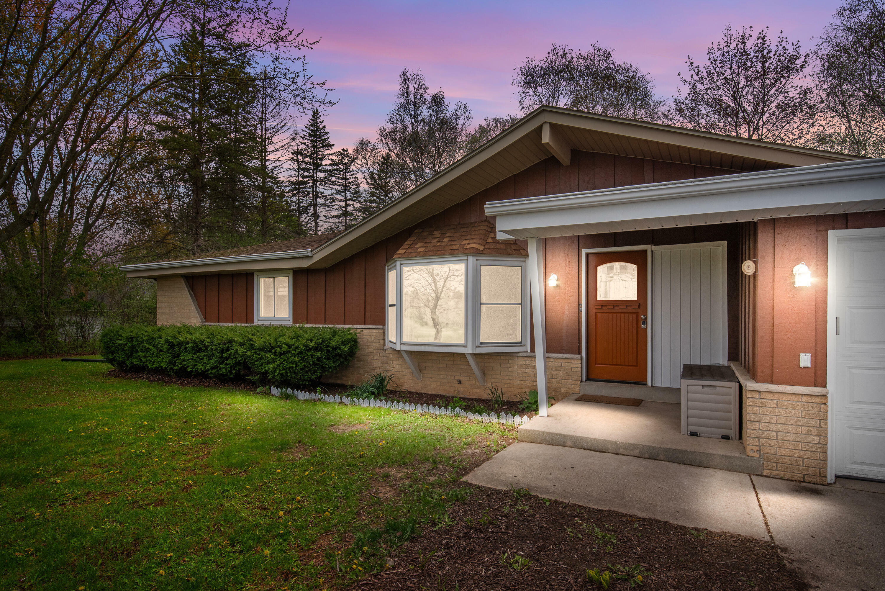Property Photo: 2157 Granville Rd WI 53095