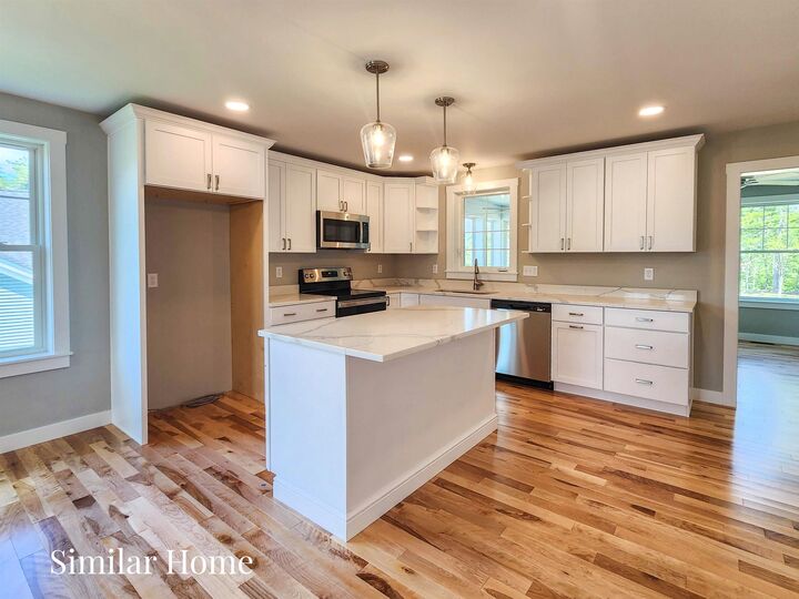 Property Photo:  70 The Cliffs At Evergreen, Cypress Lane  NH 03032 