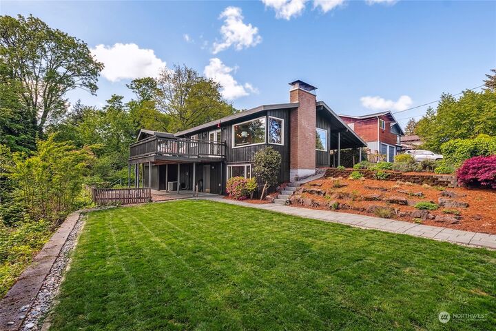 8203 S 112th Street  Seattle WA 98178 photo