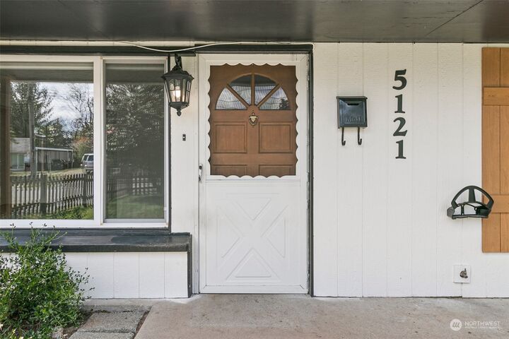 Property Photo:  5121 N Mance Street  WA 98407 