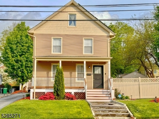 Property Photo:  18 Vernon Ave  NJ 07419 