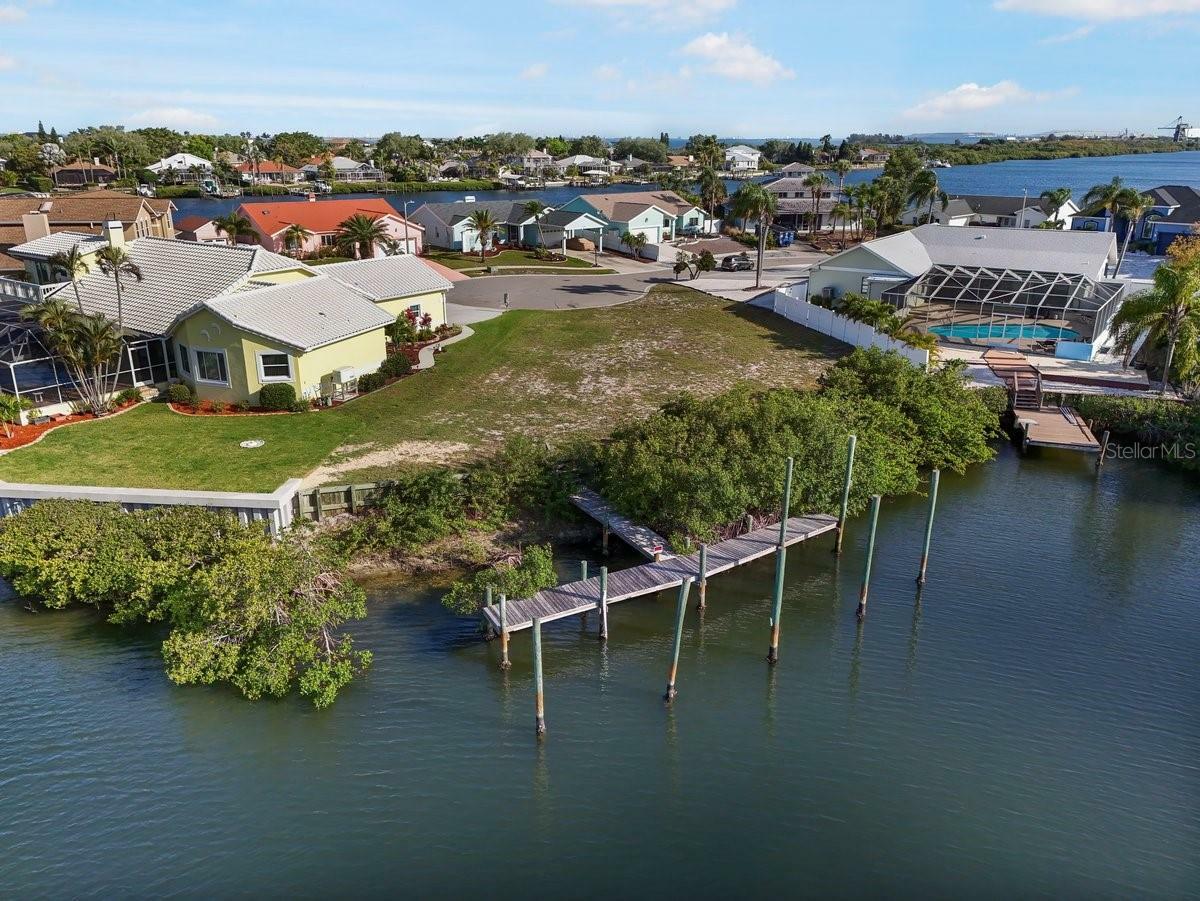 Property Photo:  6646 Dolphin Cove Drive  FL 33572 