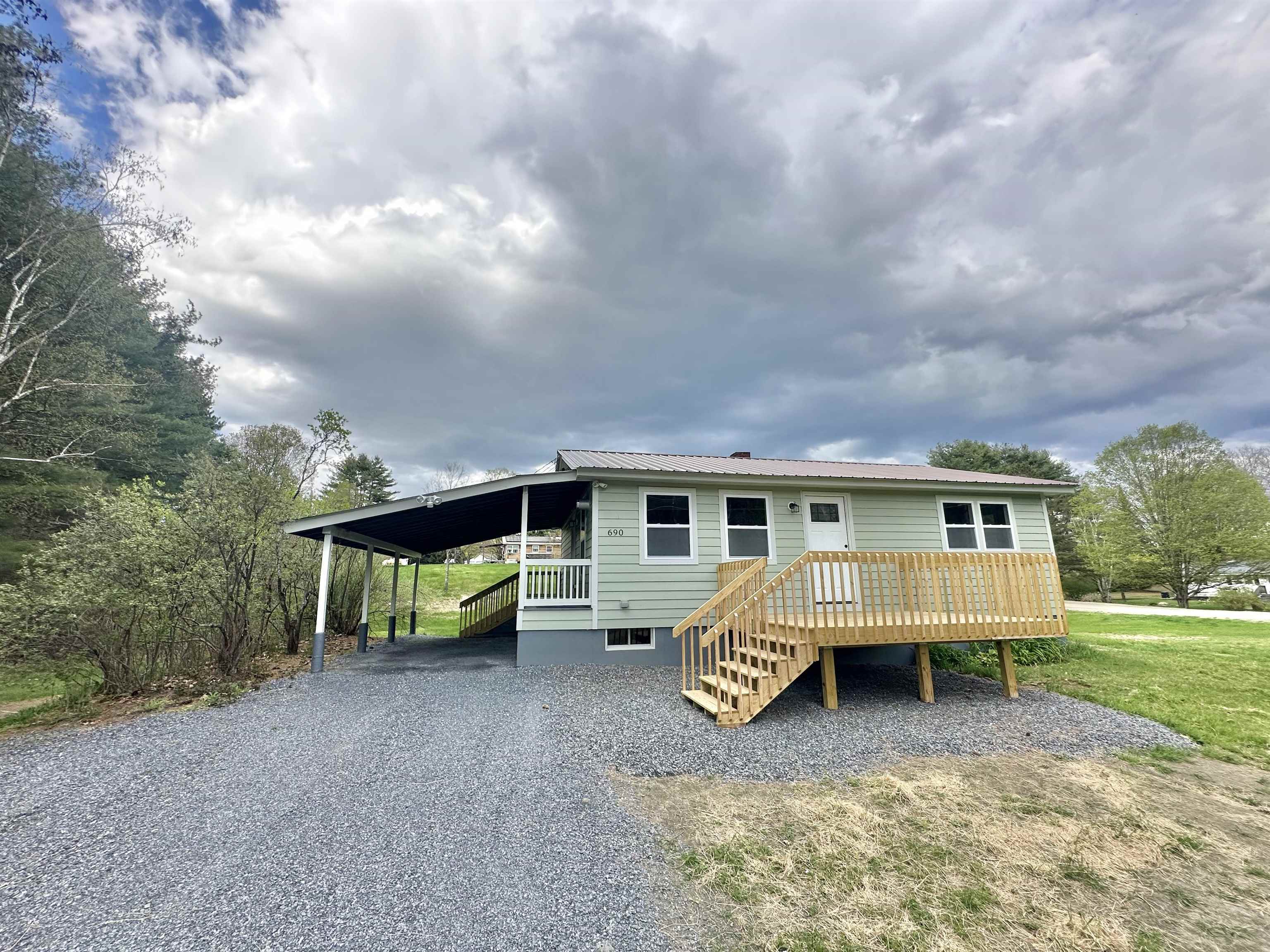 Property Photo:  690 Tenney Hill Road  VT 05030 