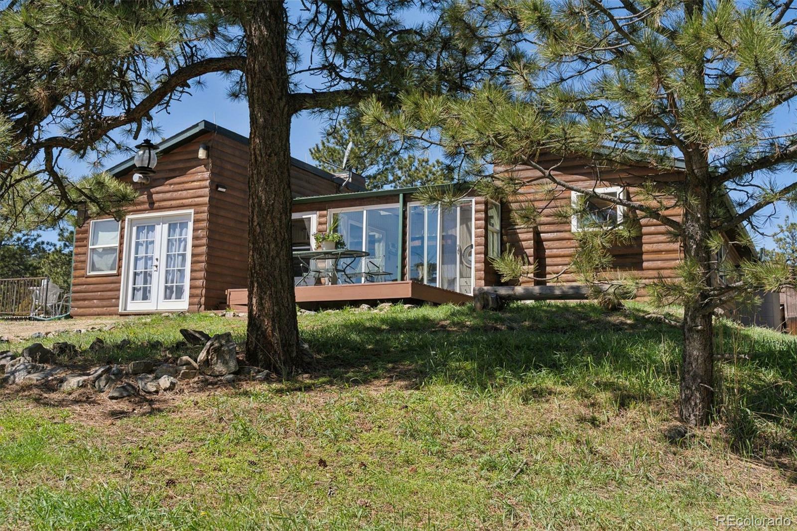 Property Photo:  1044 S Grapevine Road  CO 80401 