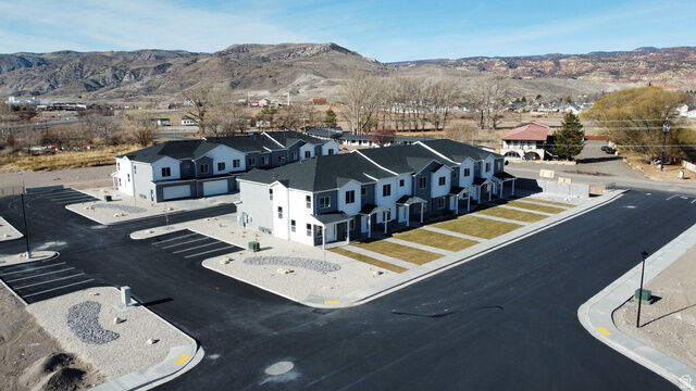 Property Photo:  1198 S Village Ln A6  UT 84701 