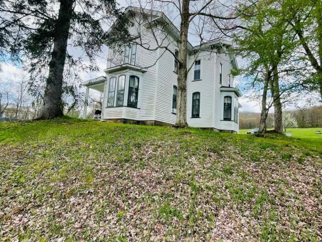 Property Photo:  56 Apple Lane  PA 16329 