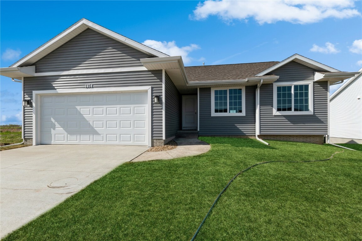 Property Photo: 1414 Beringer Court NE IA 52402