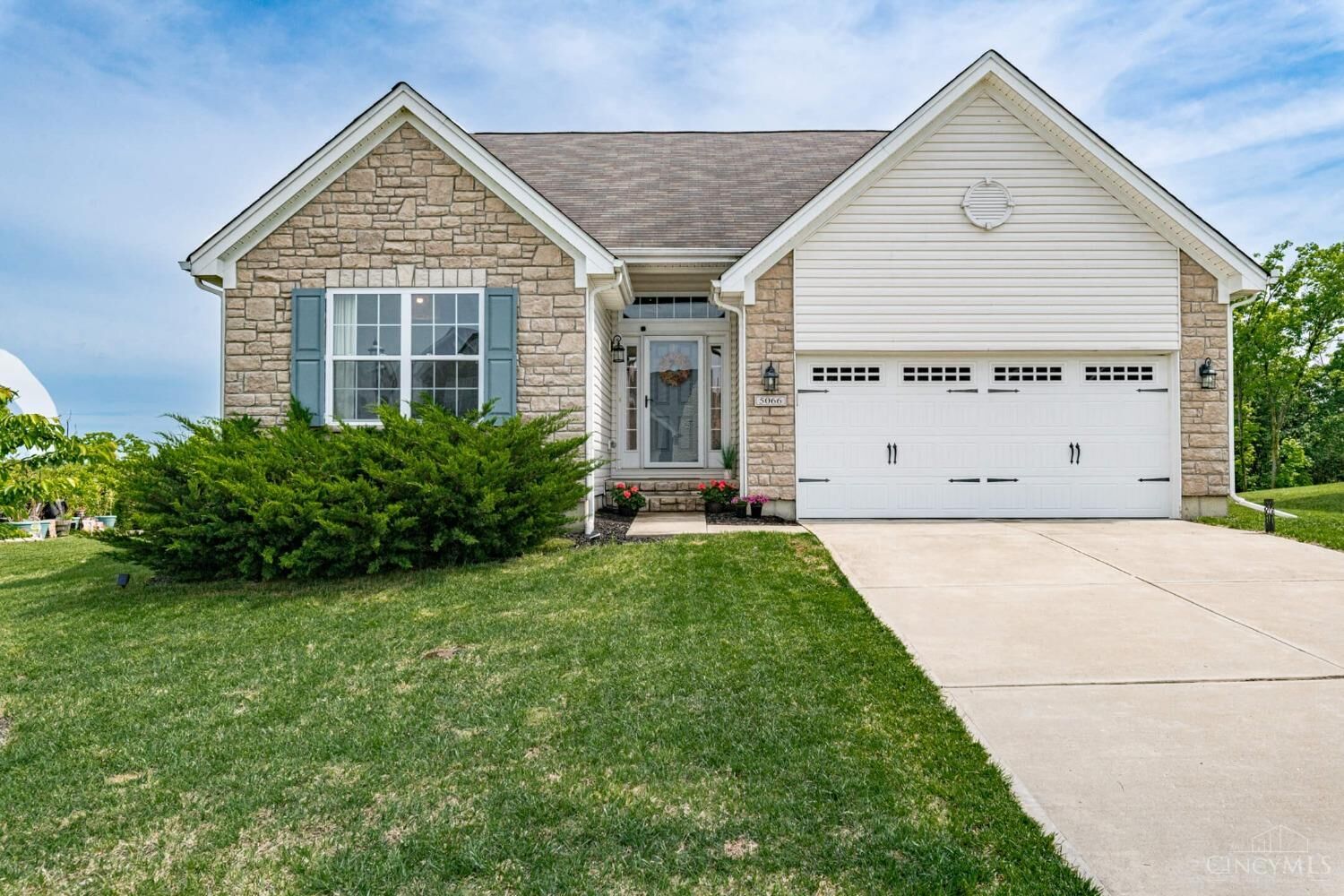 Property Photo: 5066 Luna Court OH 45044
