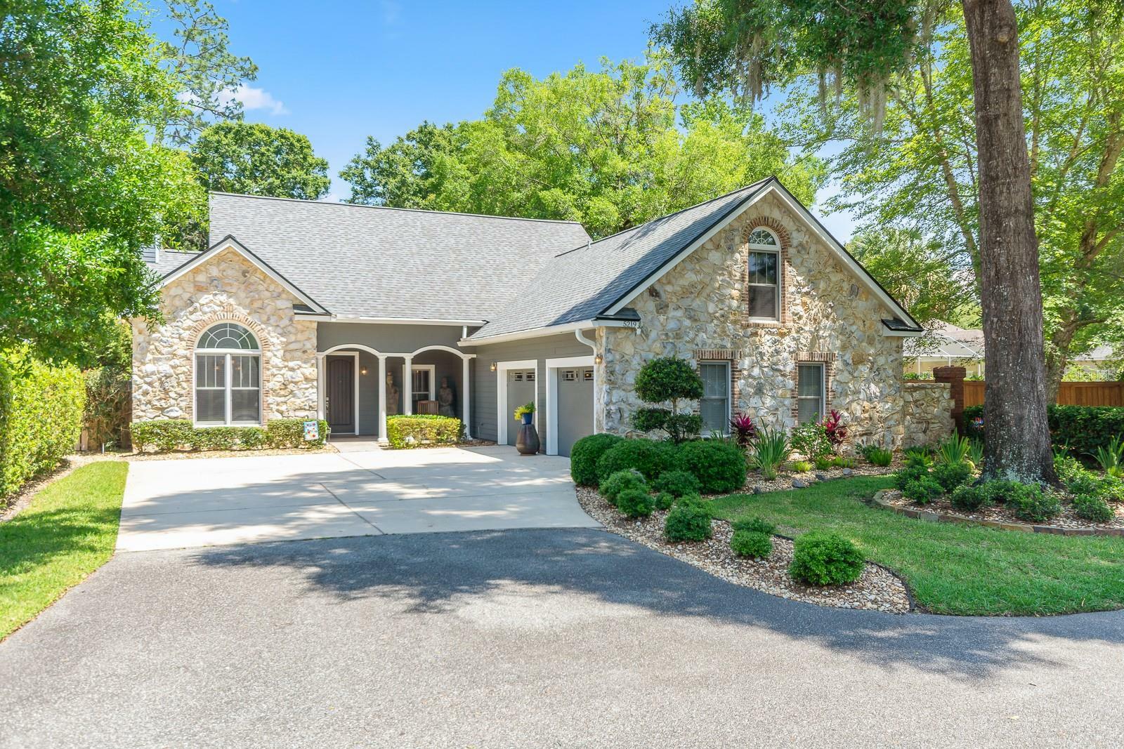 Property Photo: 5219 NW 57th Terrace FL 32653