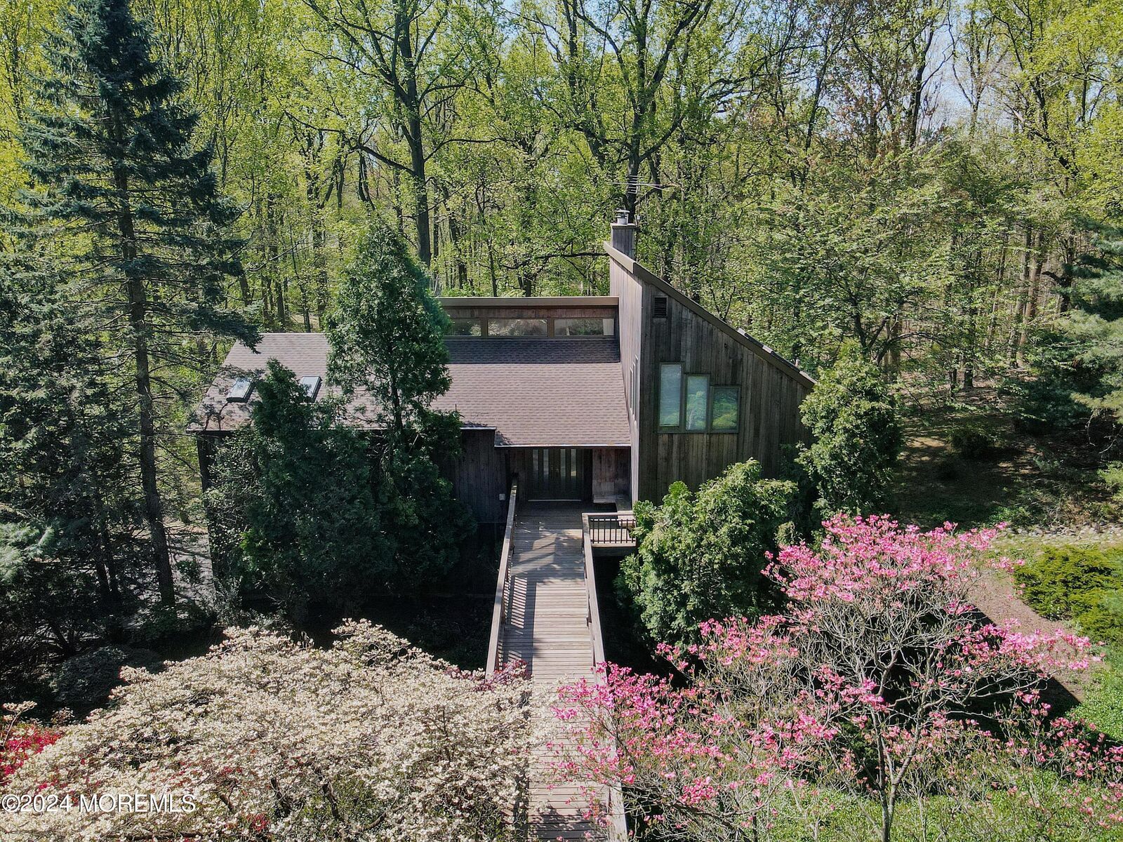 Property Photo: 10 Aspen Court NJ 07733