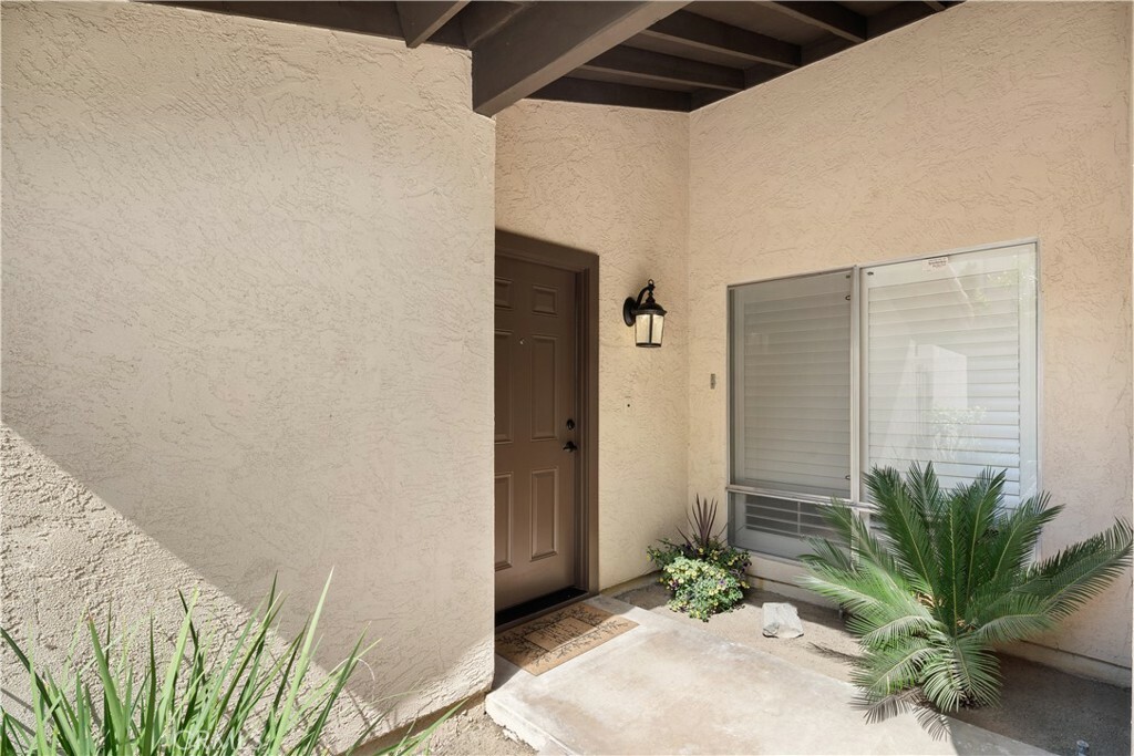 Property Photo:  6700 Nottingham Lane 26  CA 93309 