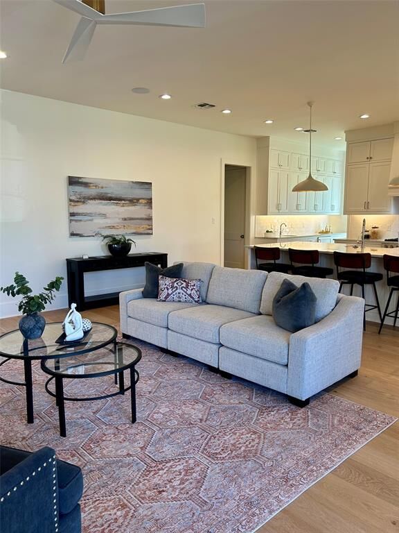 Property Photo: 2121 Pecan Square Avenue LA 71106