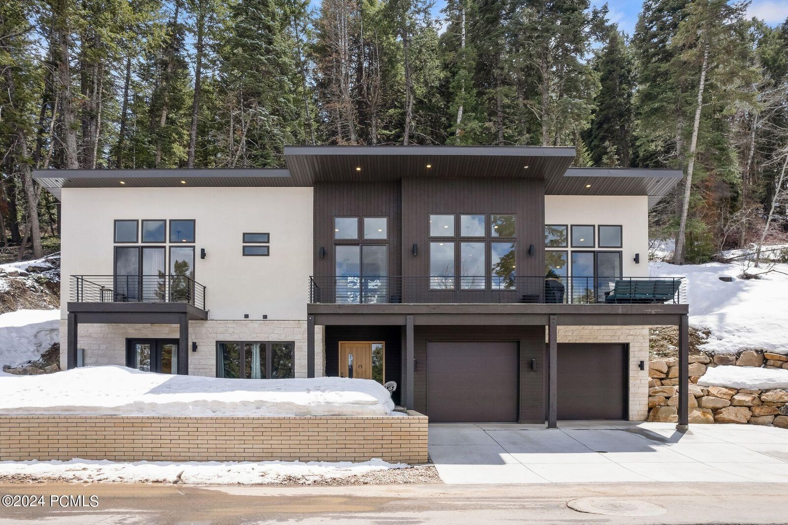 Property Photo:  170 Matterhorn Drive  UT 84098 