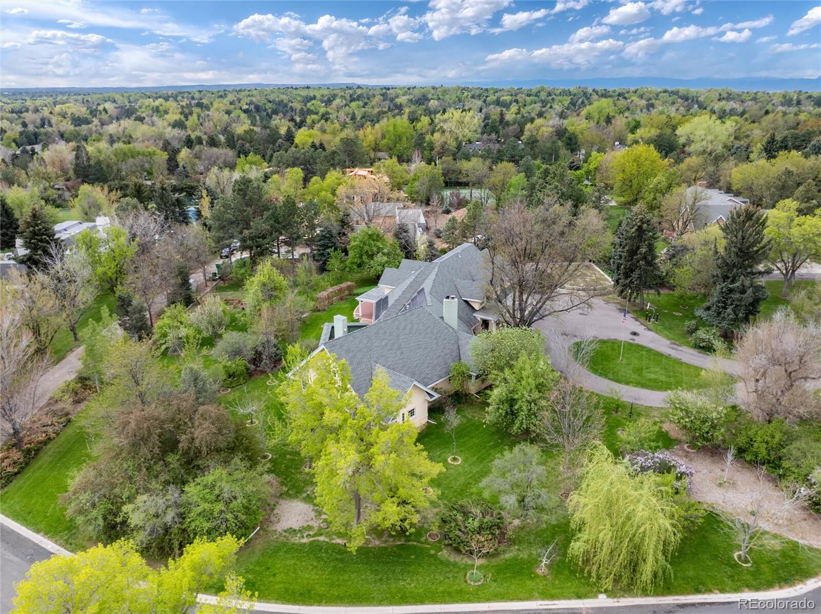 Property Photo: 4800 S Franklin Street CO 80113