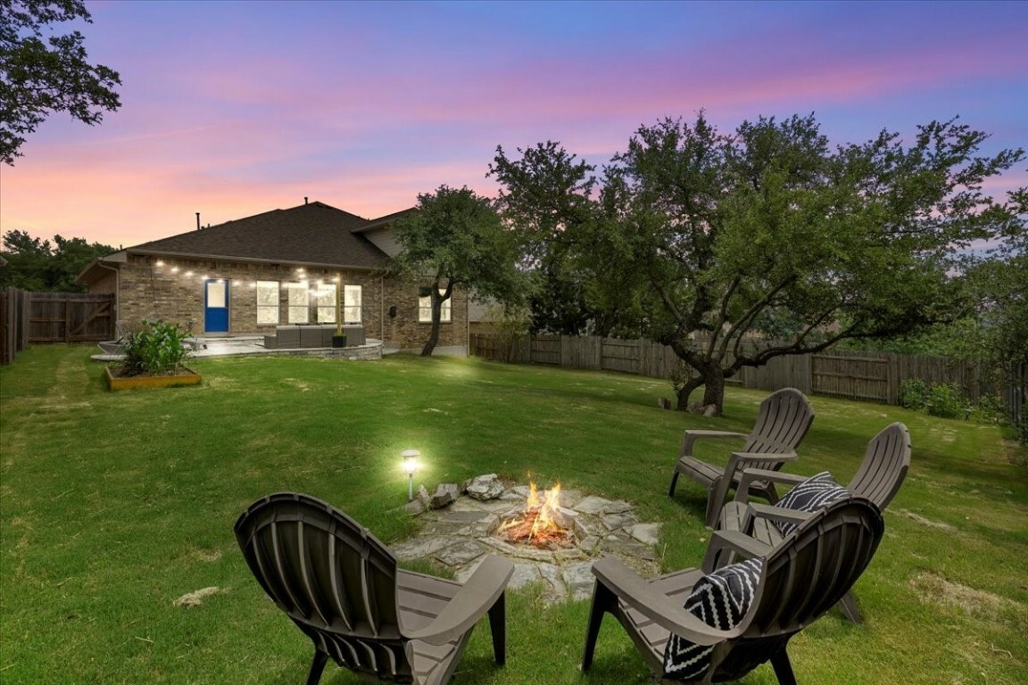 Property Photo:  340 Manchester Lane  TX 78737 